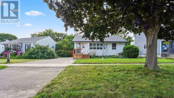 Property Photo:  128 Admiral Road Bsmt  ON L1S 2P1 