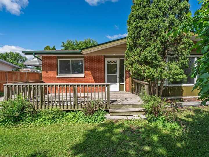 Property Photo:  34 O'Brien Crescent  MB R3R 1M6 