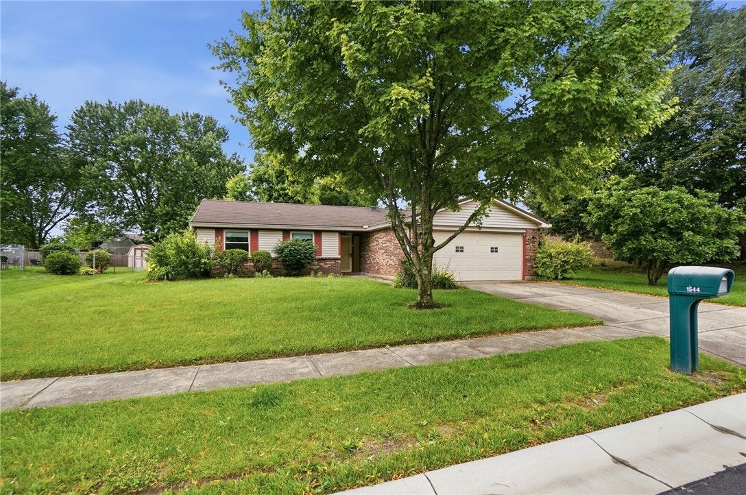 Property Photo:  1544 Casilla Court  OH 45342 