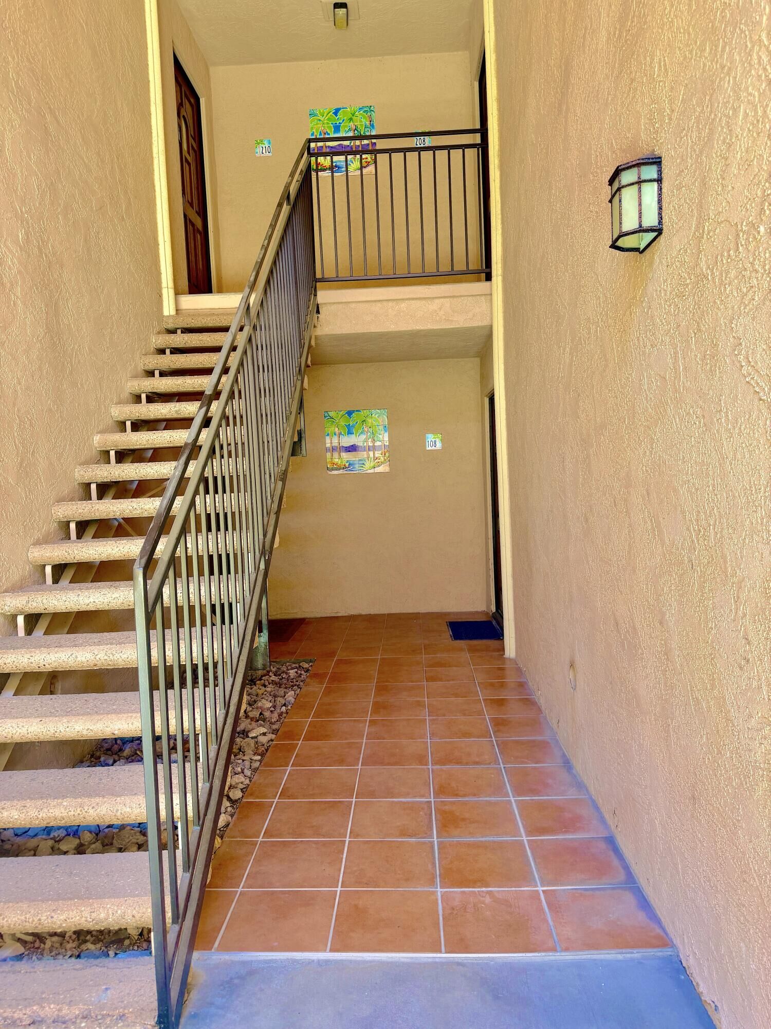 Property Photo: 400 N Sunrise Way 108 CA 92262