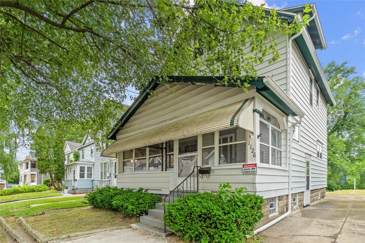 Property Photo:  1126 W 5th Street  PA 16507 