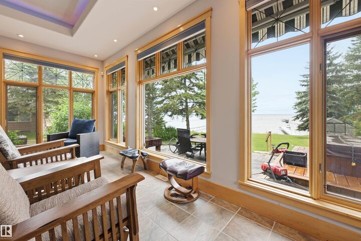 A38 Bernice Ave — photo 1