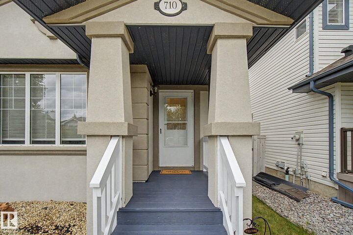 Property Photo: 710 Glenwright Court NW AB T5T 6K5