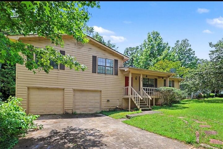 Property Photo:  58 Alps Court  GA 30213 