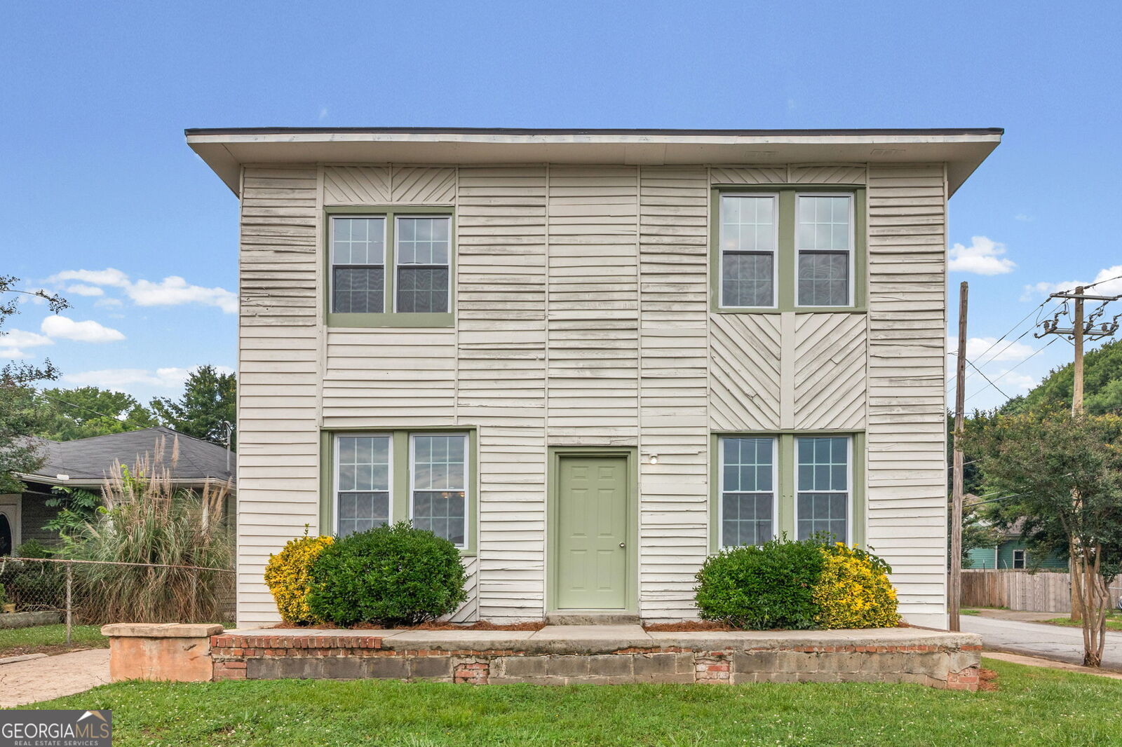 Property Photo: 3097 E Point Street GA 30344