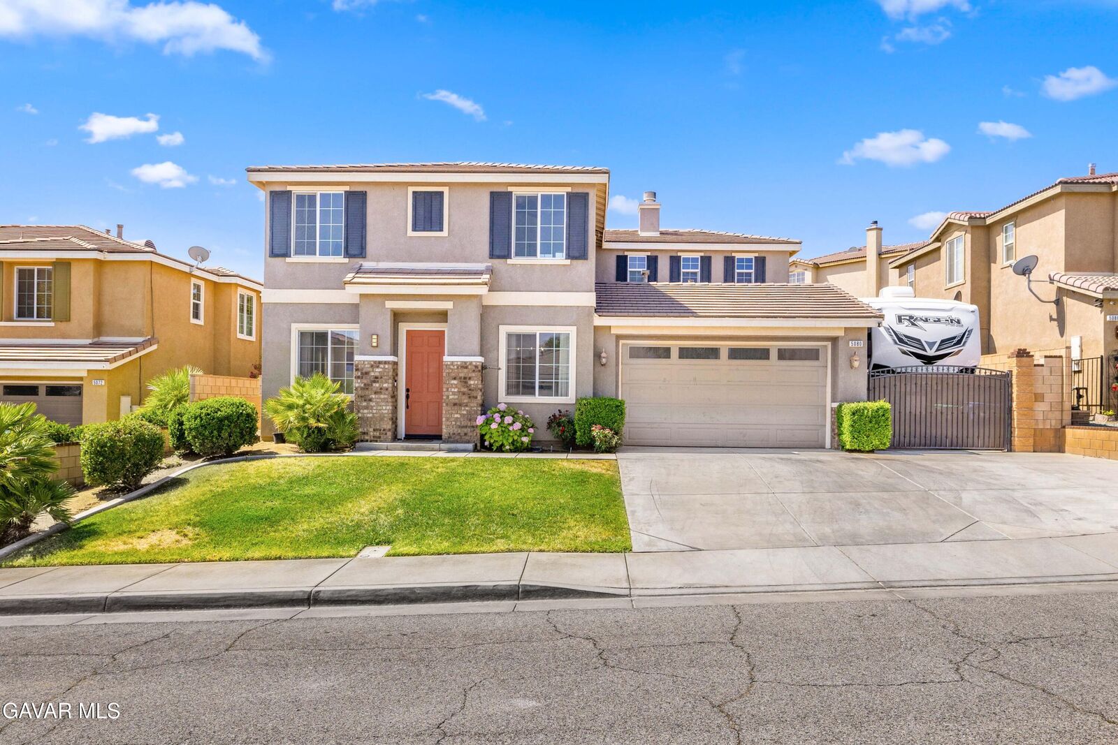 Property Photo:  5080 Meadowsweet Drive  CA 93551 