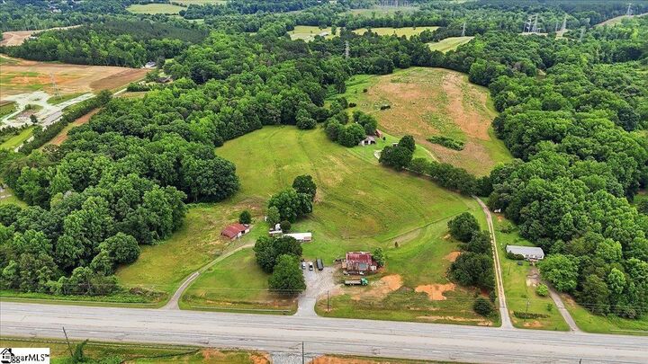 Property Photo:  2740 Moore Duncan Highway  SC 29369 