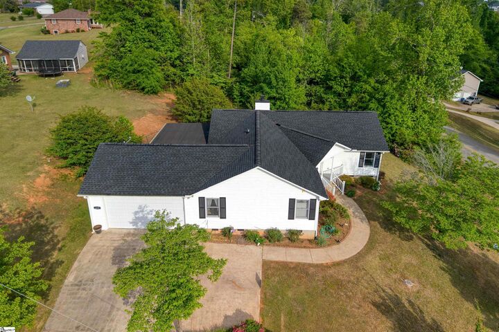 Property Photo:  200 Leila Street  SC 29678 