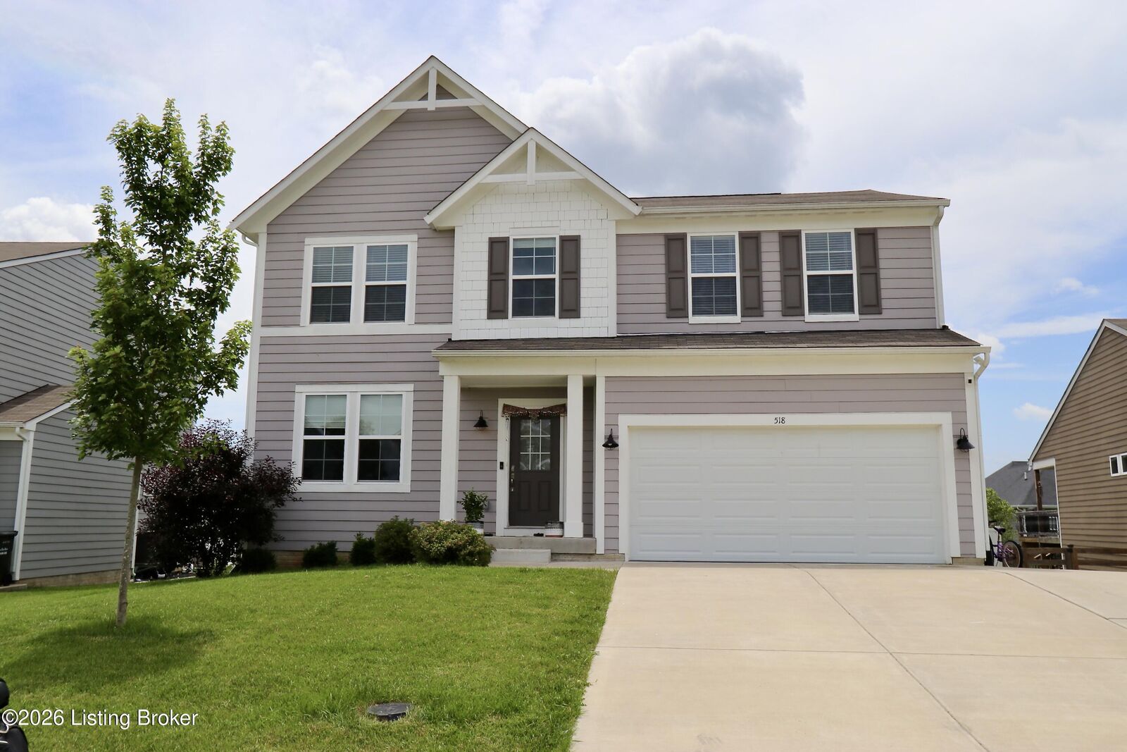Property Photo: 518 Williamsburg Dr KY 40047