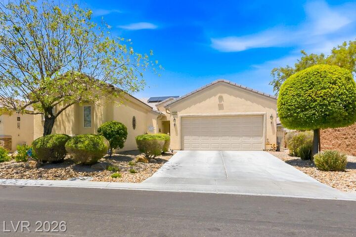 Property Photo: 2504 Shore Bird Avenue NV 89084