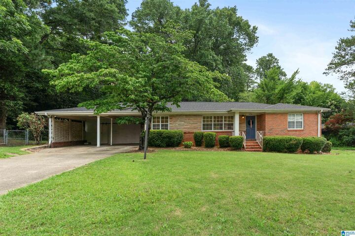 Property Photo: 1154 Montclair Road AL 35213