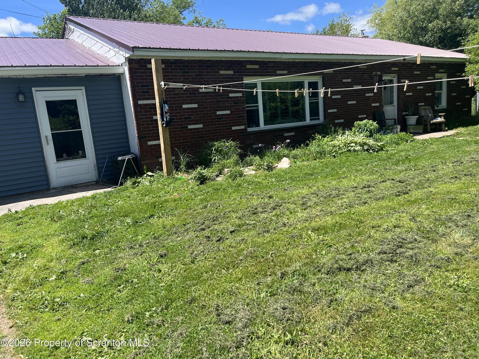 Property Photo:  1079 Crosstown Highway  PA 18462 