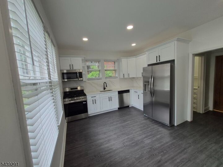 Property Photo: 110 Hansbury Ave NJ 07112