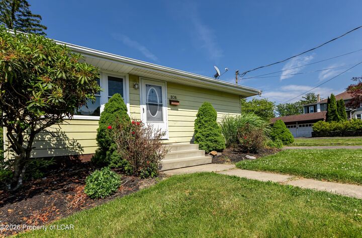 Property Photo:  108 Park Street  PA 18612 