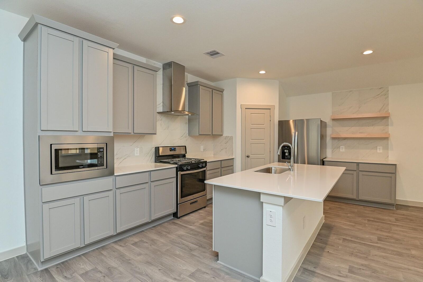 Property Photo:  3024 Stock Orchard Lane  TX 77047 
