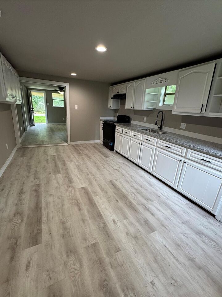 Property Photo: 5734 Grant Avenue TX 77640