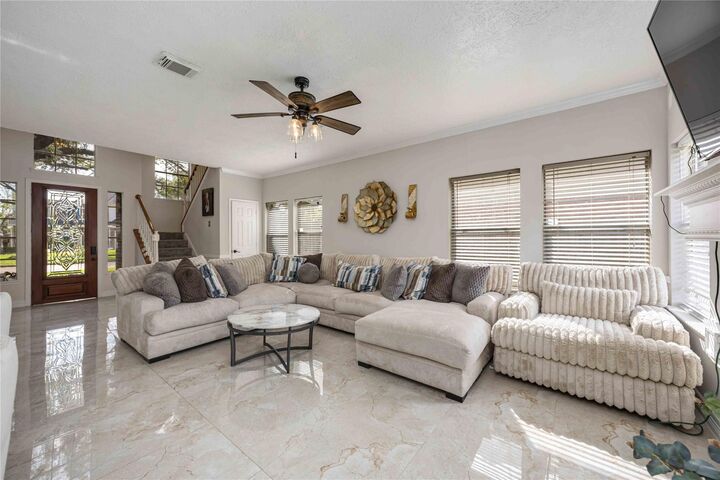 Property Photo: 414 Welford Lane TX 77562