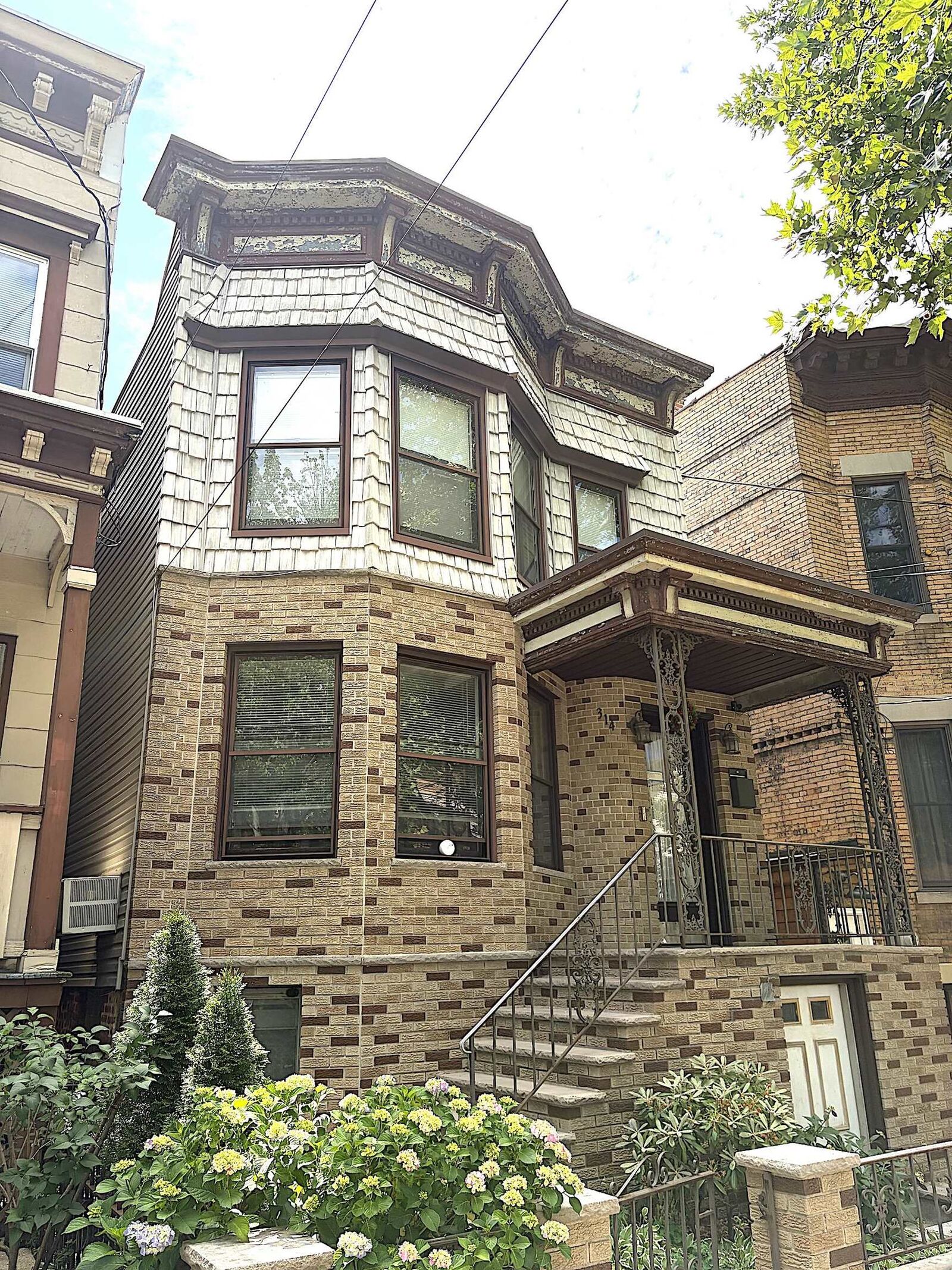 Property Photo:  314 Webster Ave 2  NJ 07307 