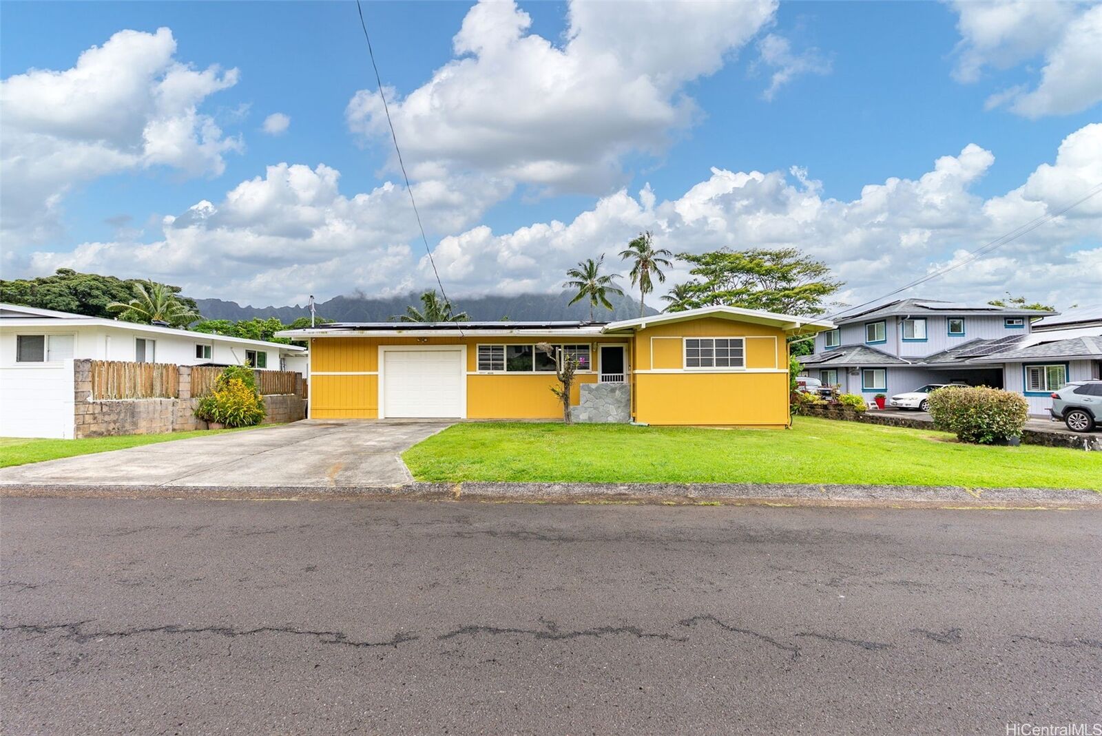 Property Photo:  45-313 Nakuluai Street  HI 96744 