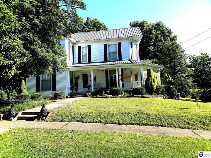 Property Photo: 205 W Chestnut Street KY 42754