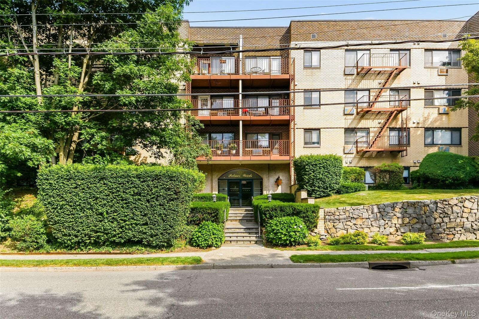 Property Photo:  2221 Palmer Avenue 3P  NY 10801 