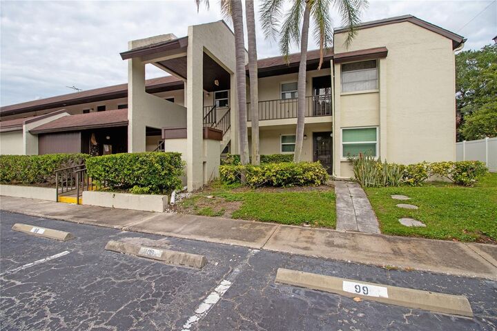 Property Photo:  1100 E Bay Drive 104  FL 33770 