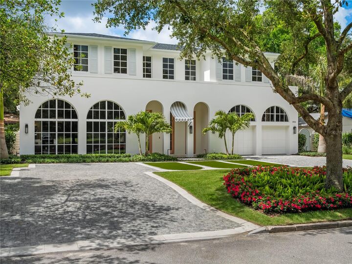 Property Photo: 1836 Whitehall Drive FL 32789