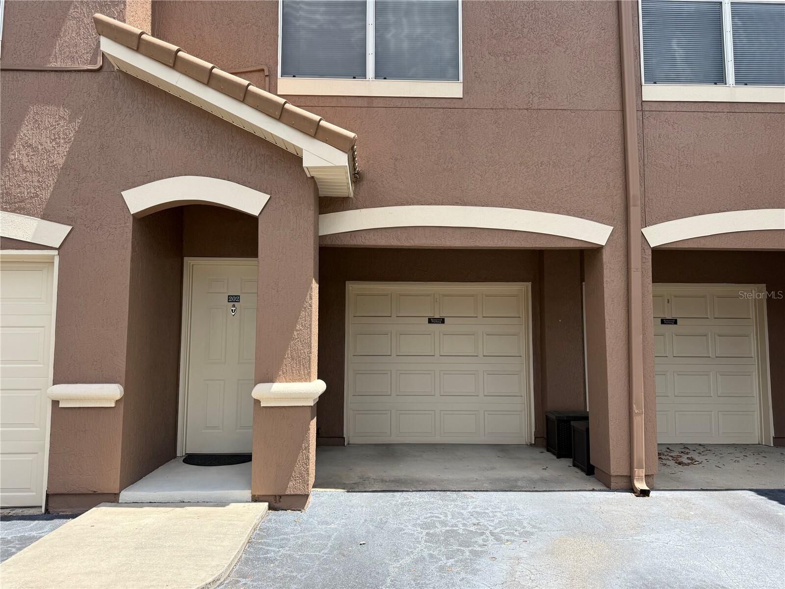 Property Photo:  8801 Villa View Circle 202  FL 32821 