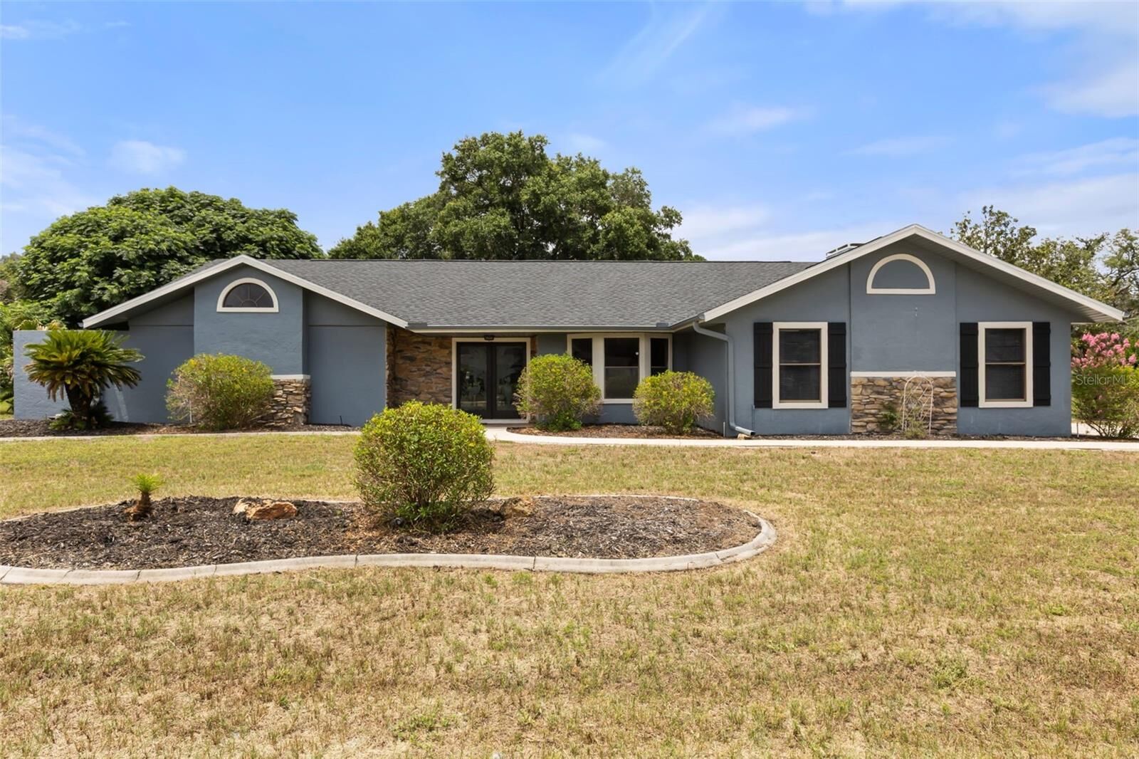 Property Photo:  751 E Gilchrist Court  FL 34442 