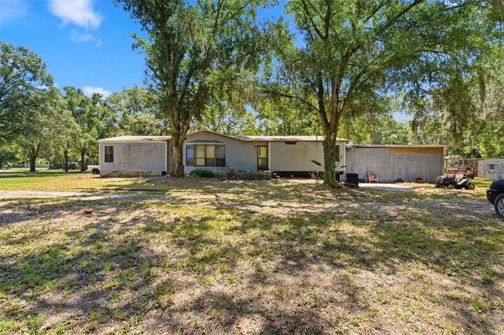 Property Photo:  1136 Wildwood Lane  FL 33558 