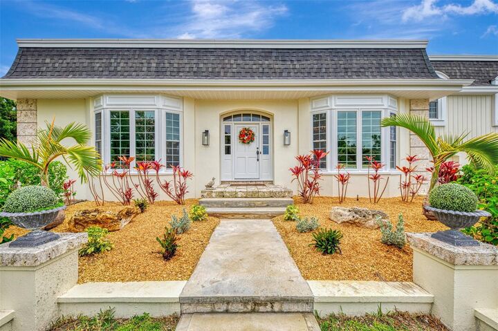 Property Photo:  5030 18th Avenue W  FL 34209 