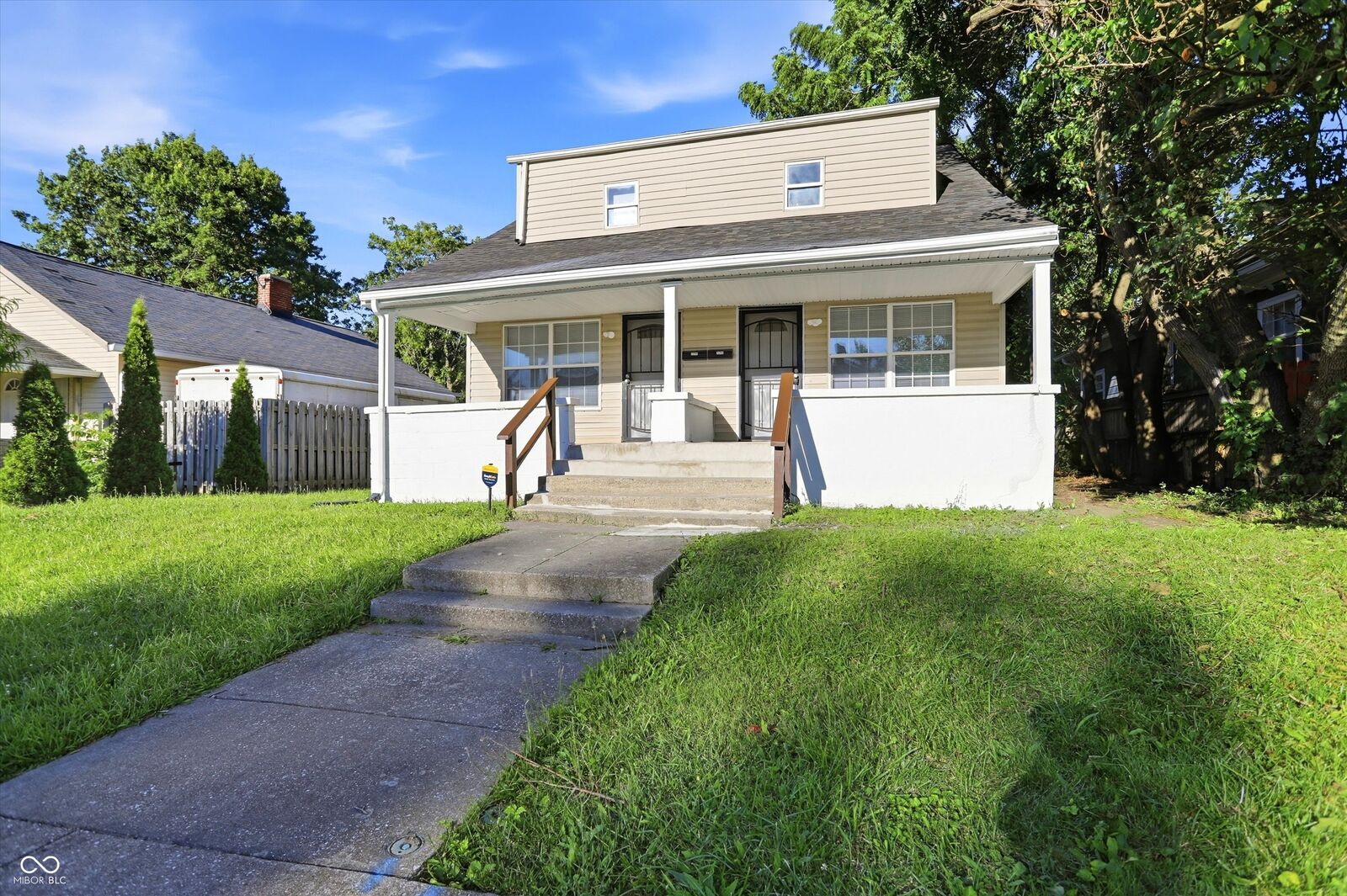 Property Photo: 2255-2257 N Parker Avenue IN 46218