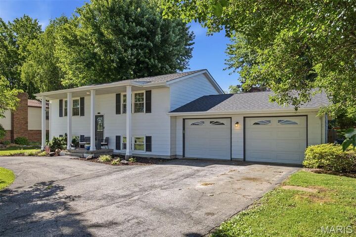 Property Photo:  10904 Lake Road  IL 62249 
