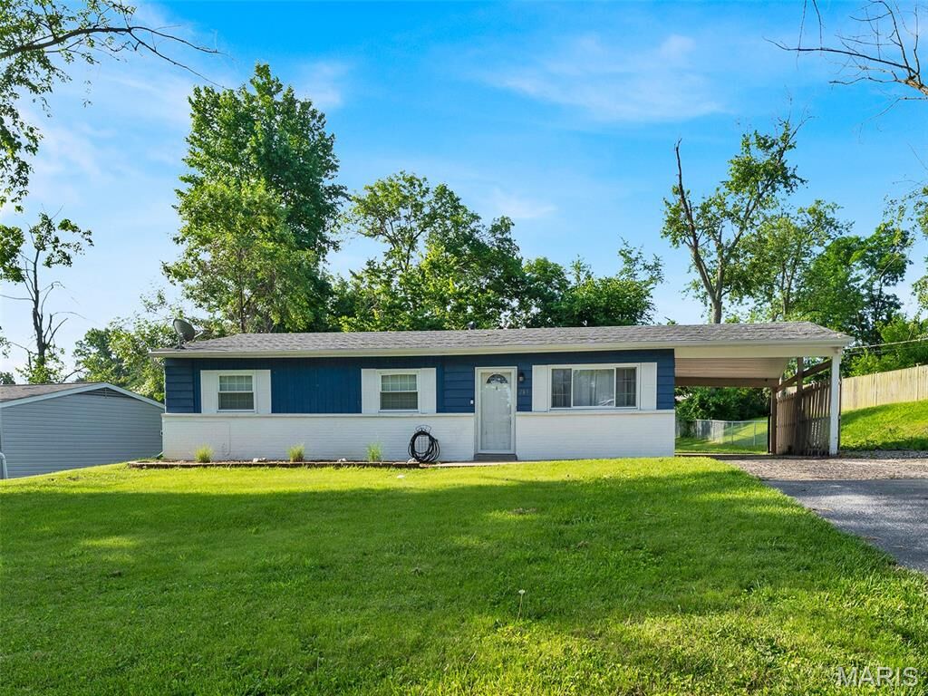Property Photo:  283 Ramsey Lane  MO 63021 