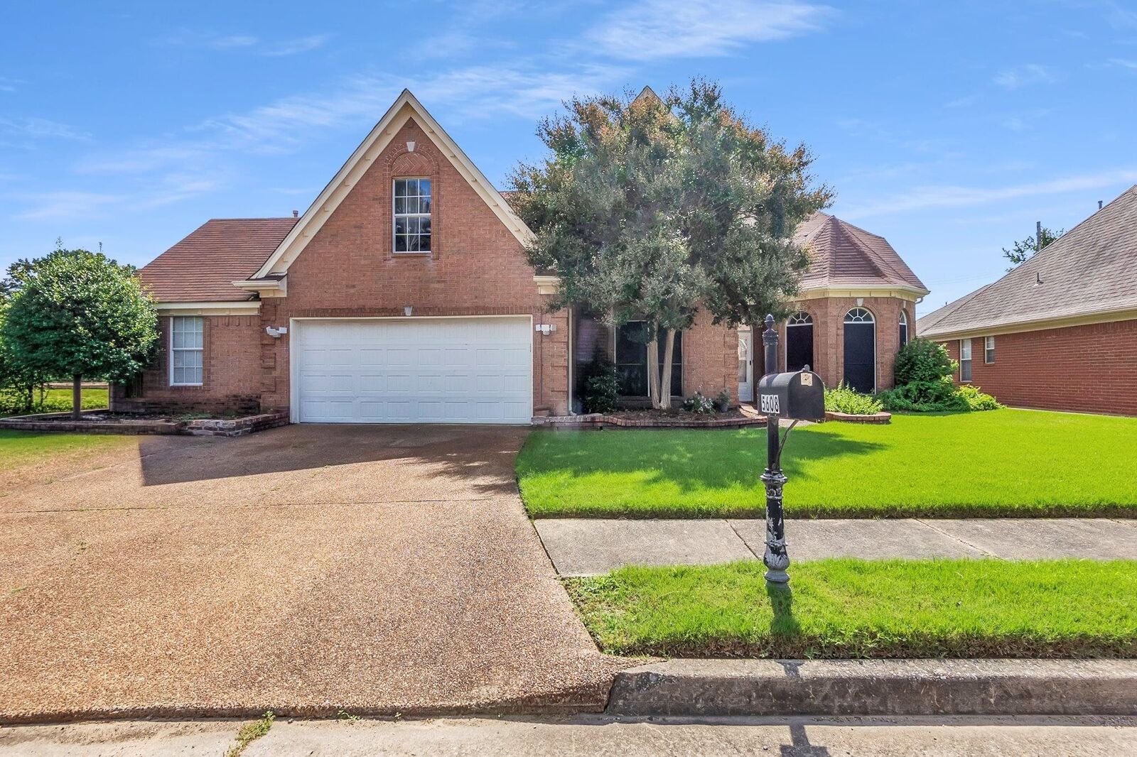 Property Photo: 5608 Millers Glen Ln TN 38125