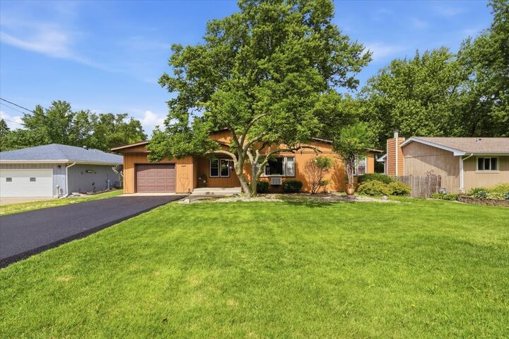 Property Photo: 39576 N Petite Pass IL 60002