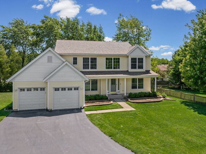 Property Photo:  129 Knobb Hill Lane  IL 60031 