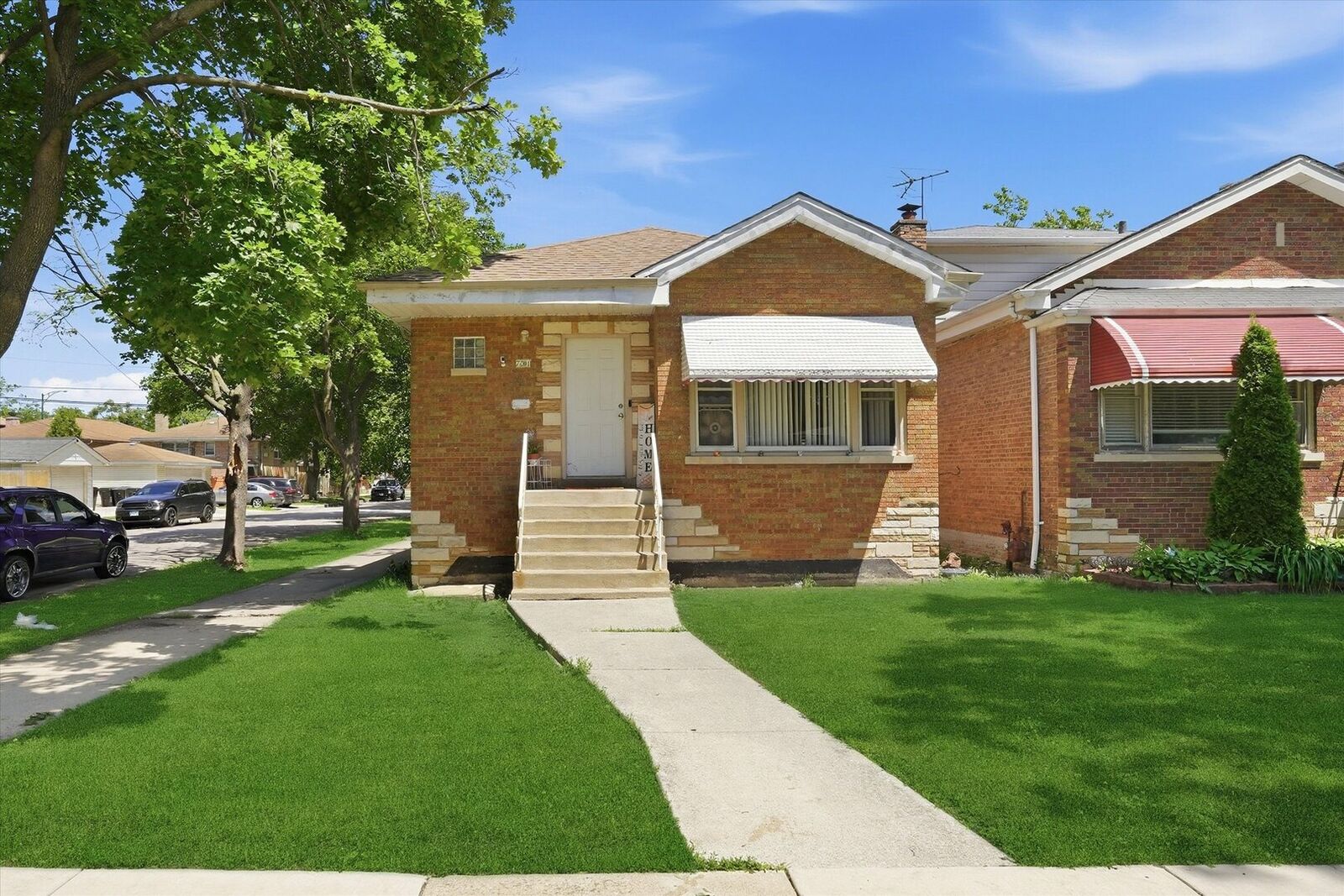 Property Photo:  7201 S Sawyer Avenue  IL 60629 