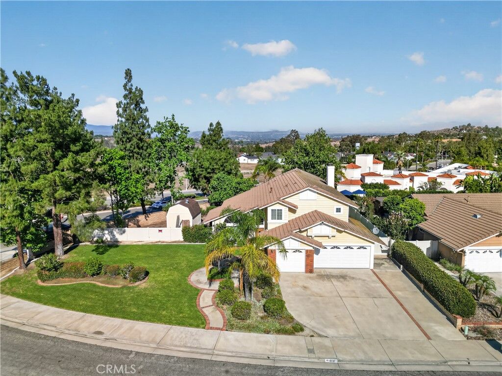 Property Photo: 6727 Hawkley Drive CA 92506