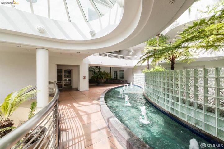 Property Photo:  403 Main St 801N  CA 94105 