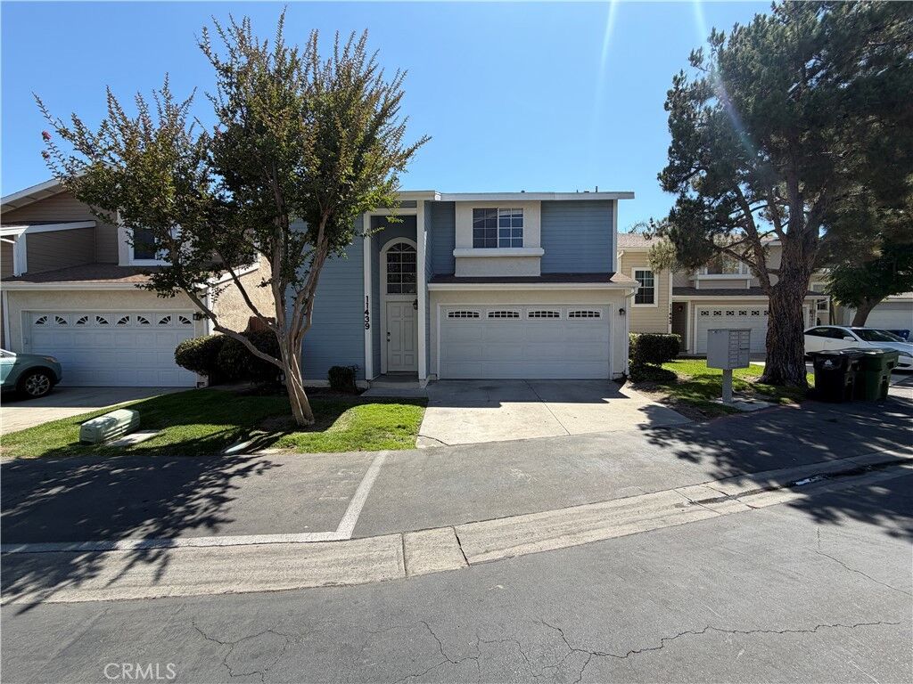 Property Photo:  11439 Fox Hollow Lane  CA 91331 