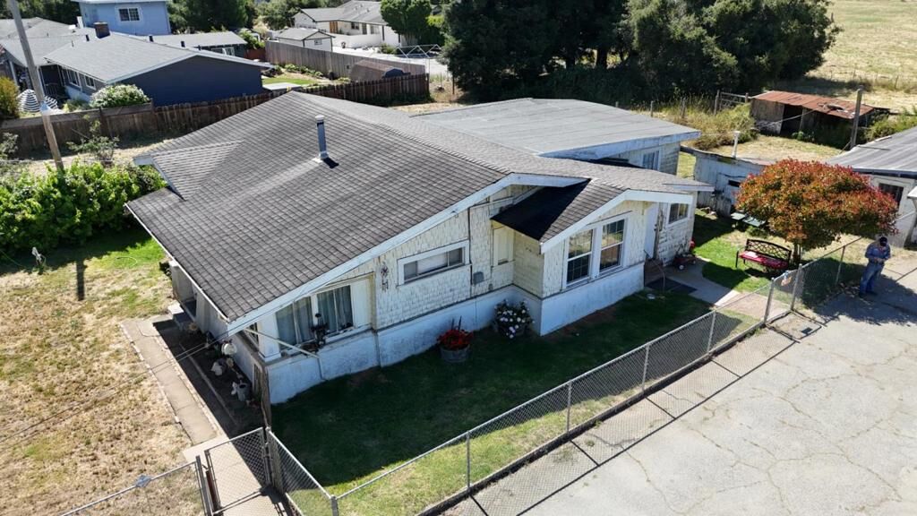 Property Photo:  897 Green Valley Road  CA 95076 