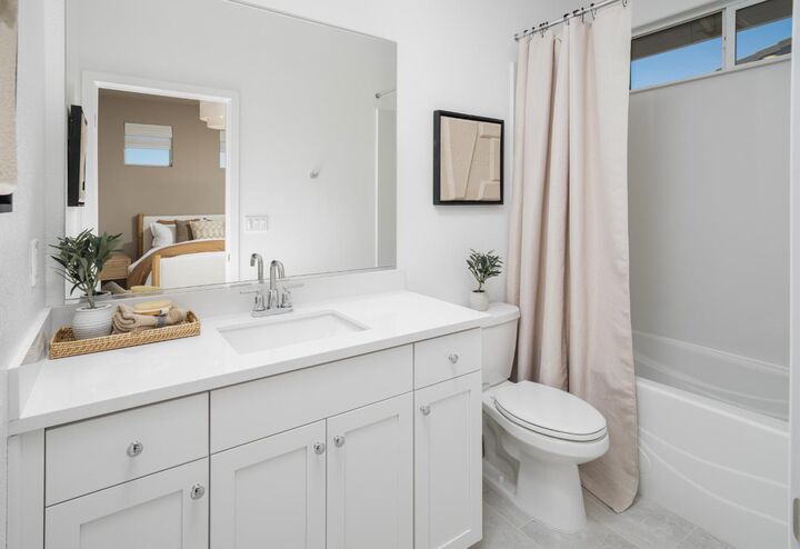 Property Photo:  10232 W Sesti Way  CA 95757 