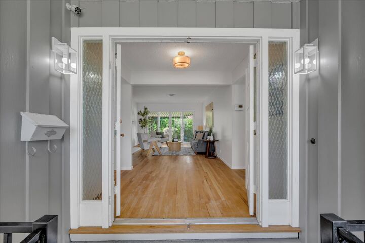 Property Photo: 221 Granada Way CA 95376