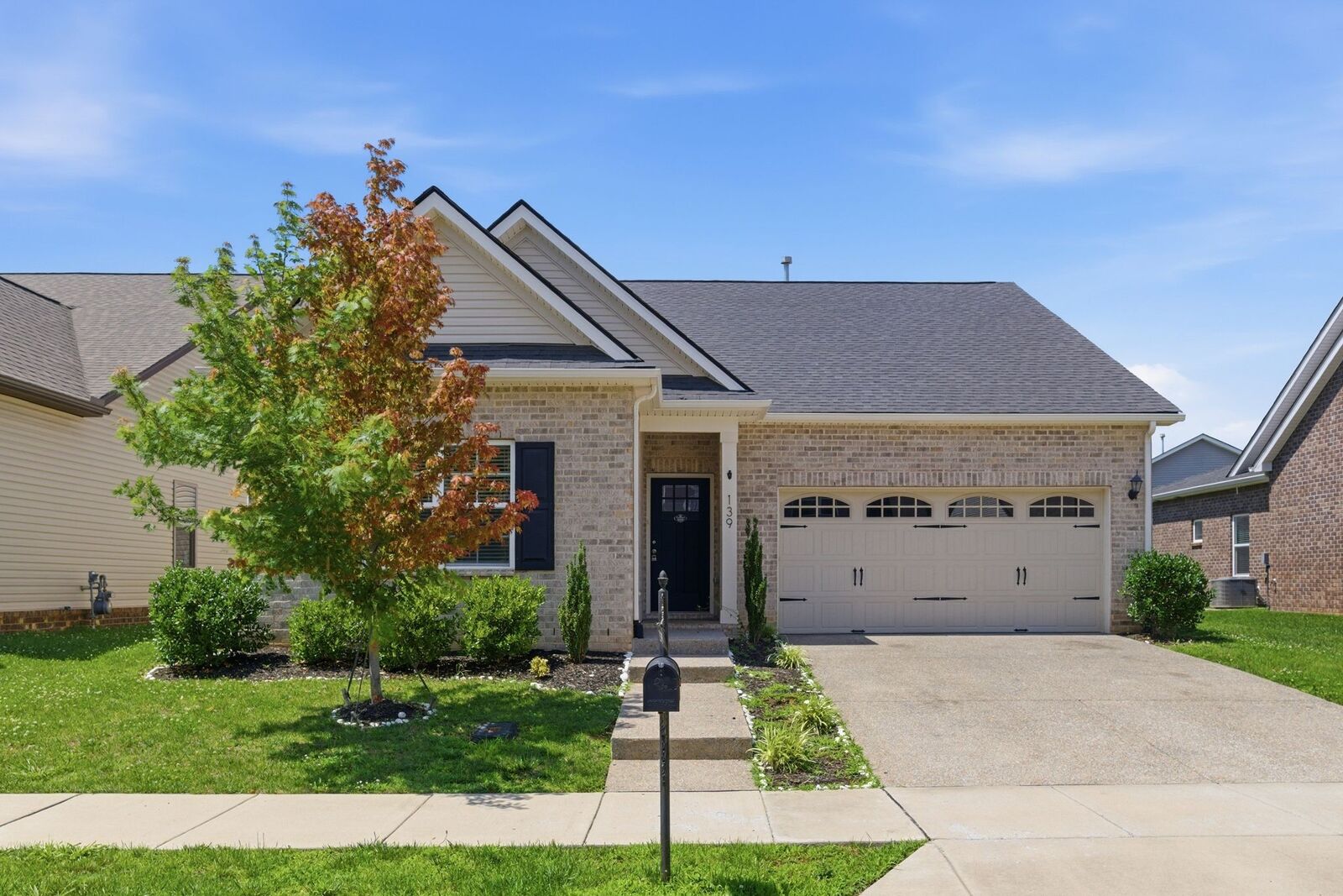 Property Photo: 139 Crabourne Dr TN 37188