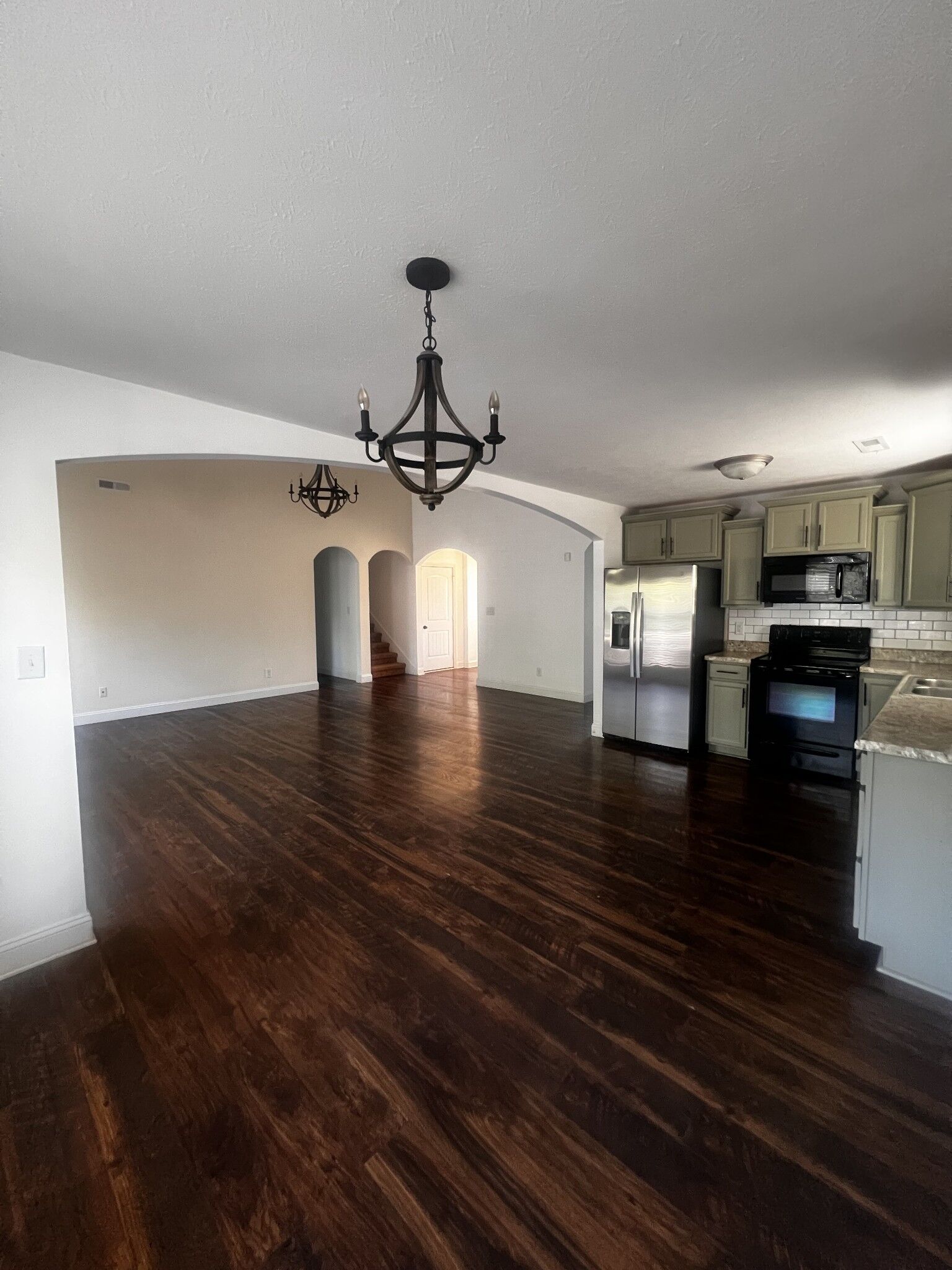 Property Photo:  829 Shelton Cir  TN 37042 