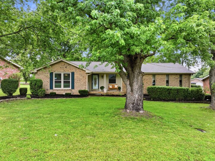 Property Photo:  107 Charleston Dr  TN 37072 