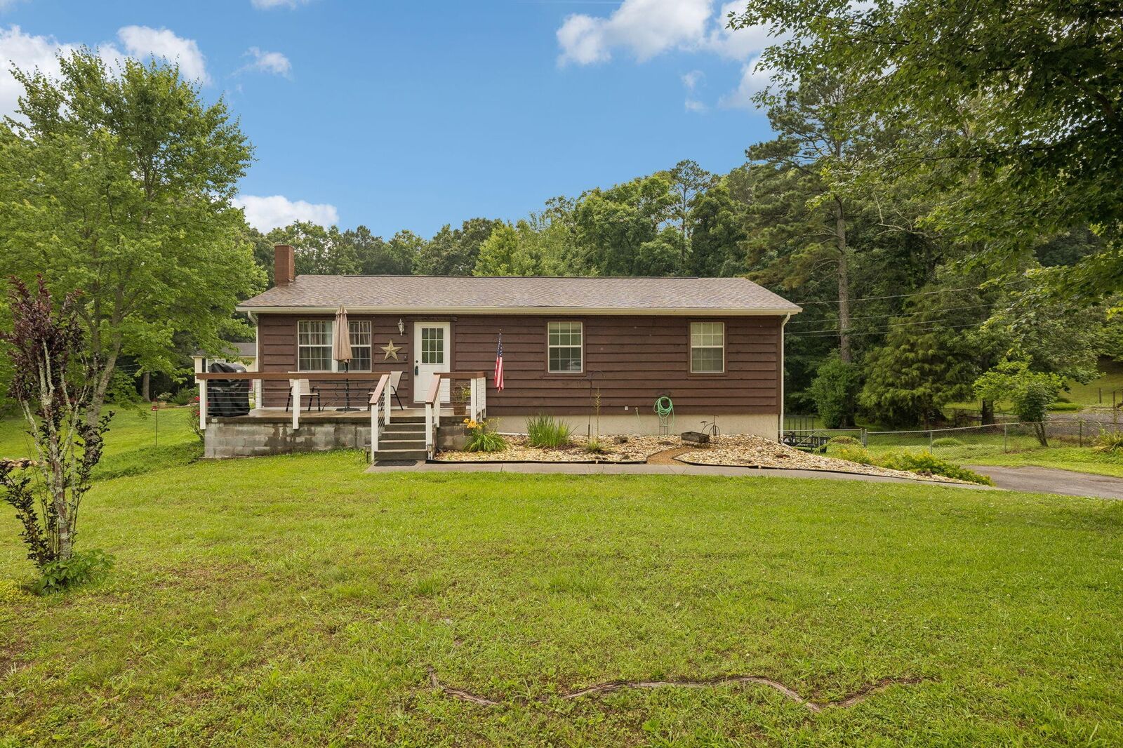 Property Photo:  370 Homestead Circle NE  TN 37323 