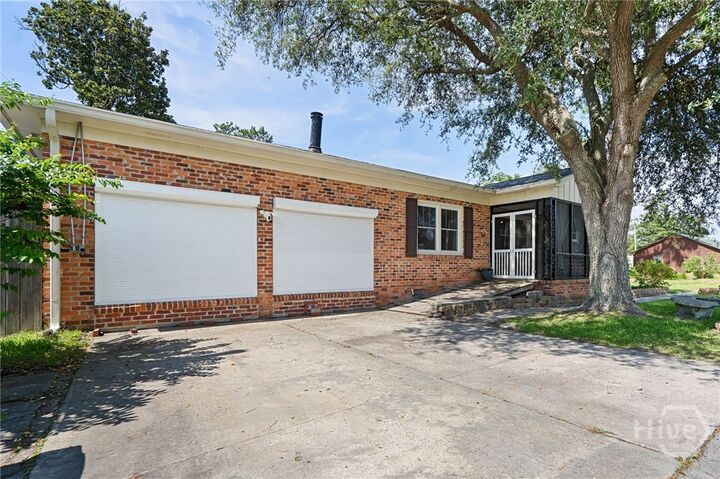 Property Photo:  4604 Kim Street  GA 31410 