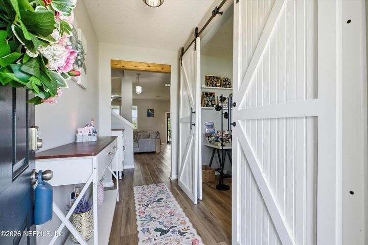 Property Photo: 3506 Shiner Drive FL 32226